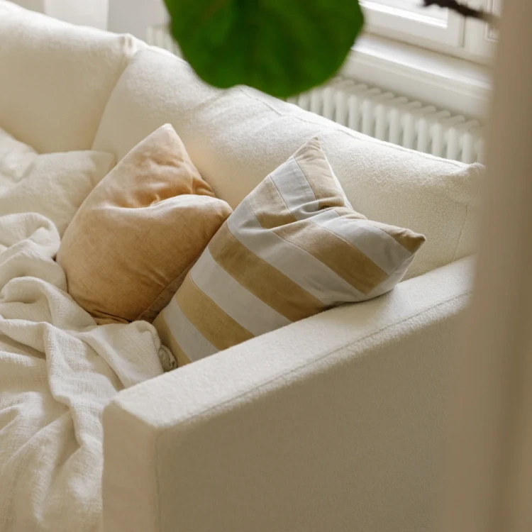 sofa-heaven-sits-5.jpg