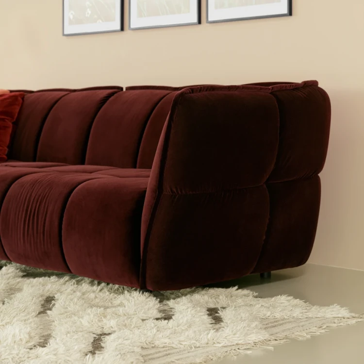 sofa-clyde-sits--6.jpg