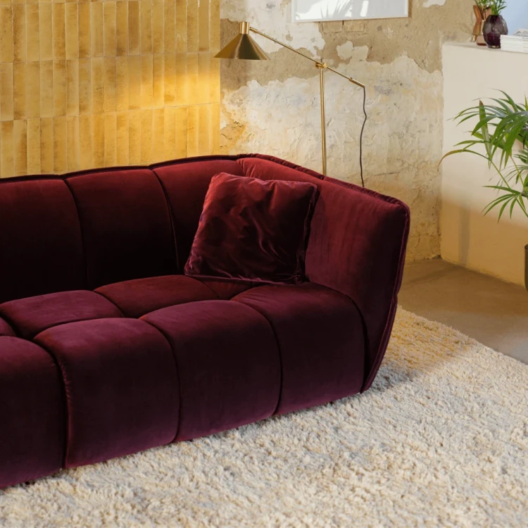 sofa-clyde-sits--5.jpg