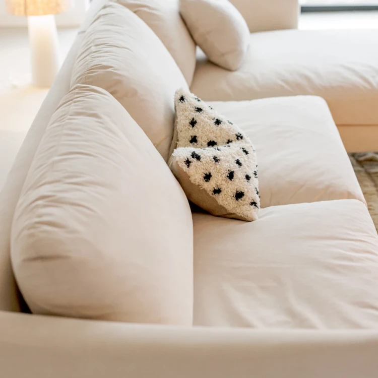 sofa-petra-sits-5.jpg