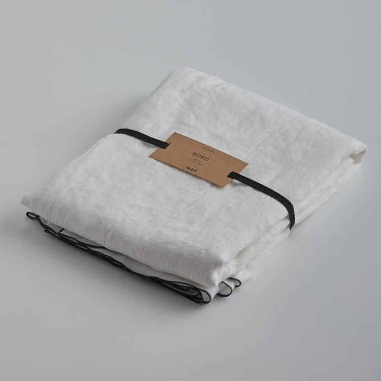obrus-bord-whiteanthracite-take-a-nap.jpg