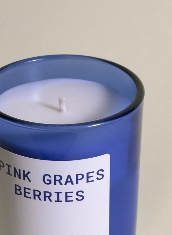 leisure-moments-swieca-pink-grapes-berries-210g-side.jpg.webp