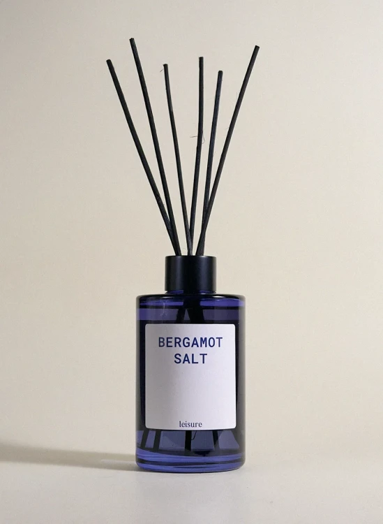 leisure-moments-patyczki-zapachowe-bergamot-salt-200ml-front2.jpg-2.webp