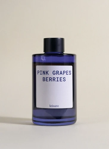 leisure-moments-patyczki-zapachowe-pink-grapes-berries-200ml-front.jpg.webp