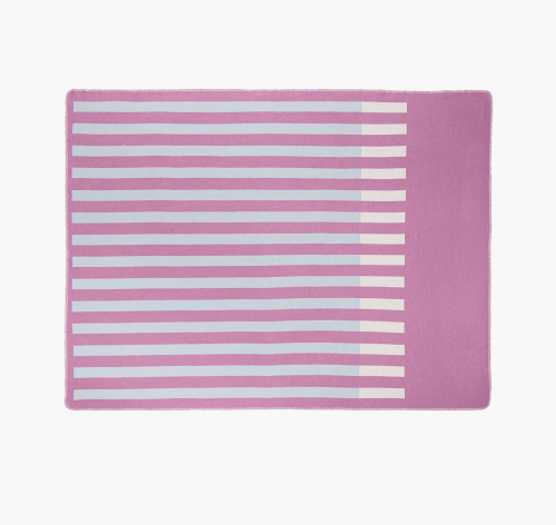 Onu-Throw-Lilac-Fluff-ACC3002_index_4_621f124a-ed1e-41e5-8a7b-6300d04deadd.jpg.webp