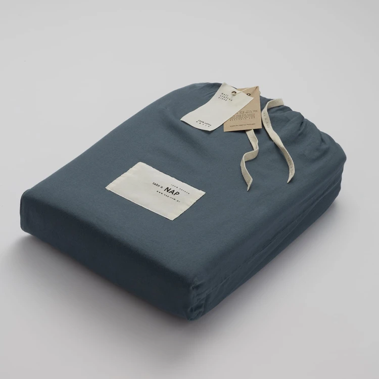 simples_duvet set packaging.jpg
