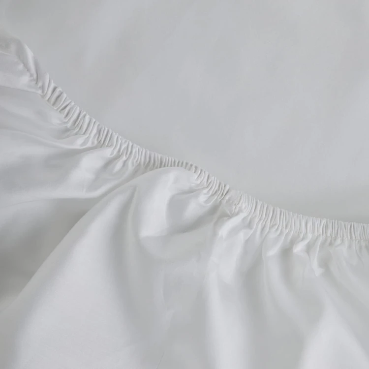 classic satin_fitted sheet_detail.jpg