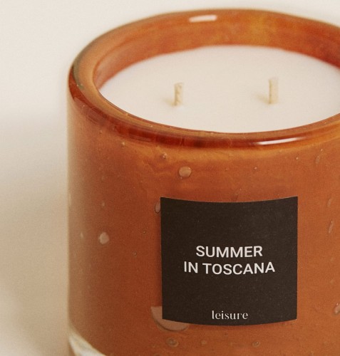 leisure-swieca-zapachowa-summer-in-toscana-300g-002.jpg