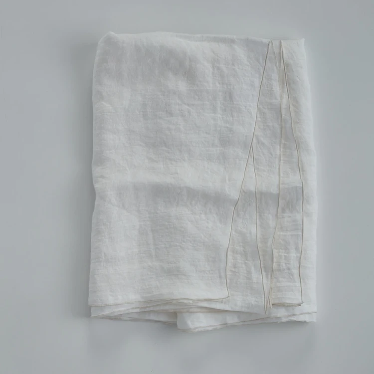 obrus-bord-whiteoff-white-take-a-nap-2.jpg